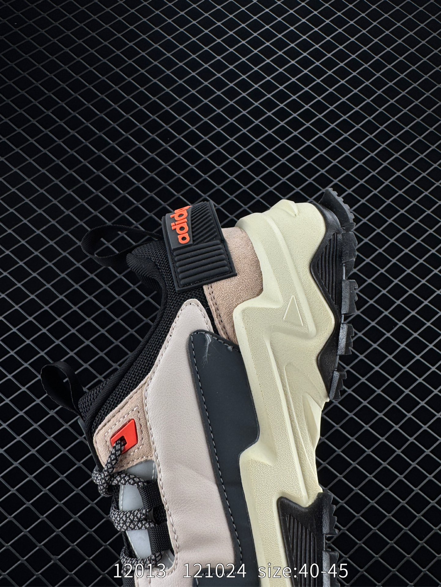 Adidas ORIGINAL AND LIFE