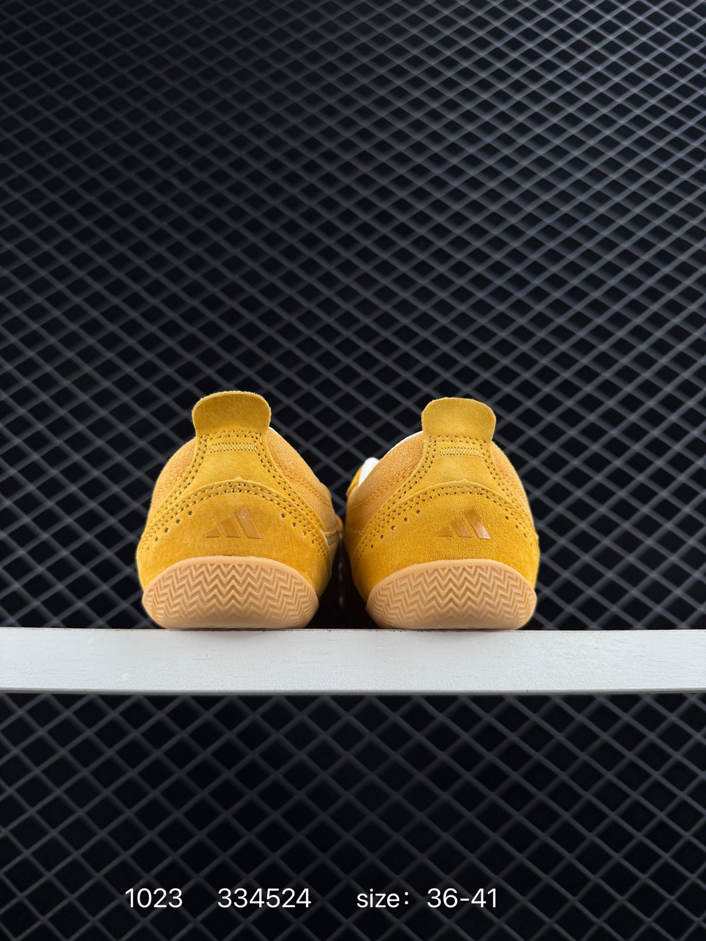 ADIDAS   FOS URBAN REVERIE