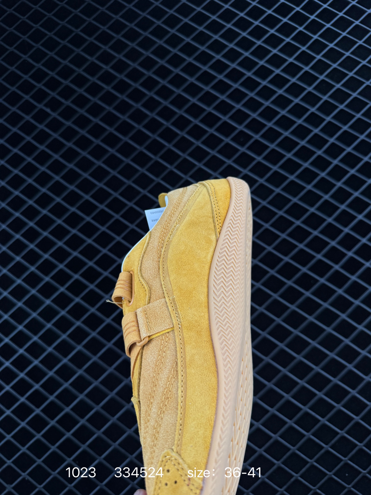 ADIDAS   FOS URBAN REVERIE