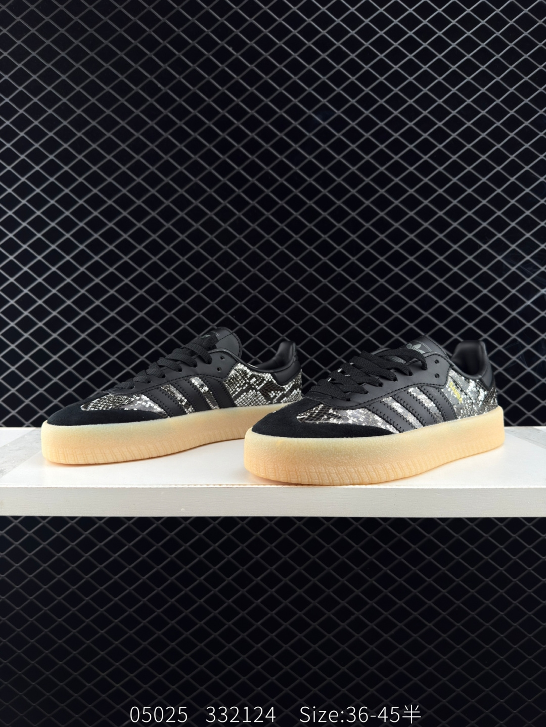 Adidas  PNS Superstar