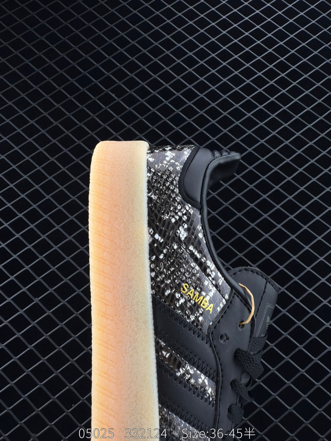 Adidas  PNS Superstar