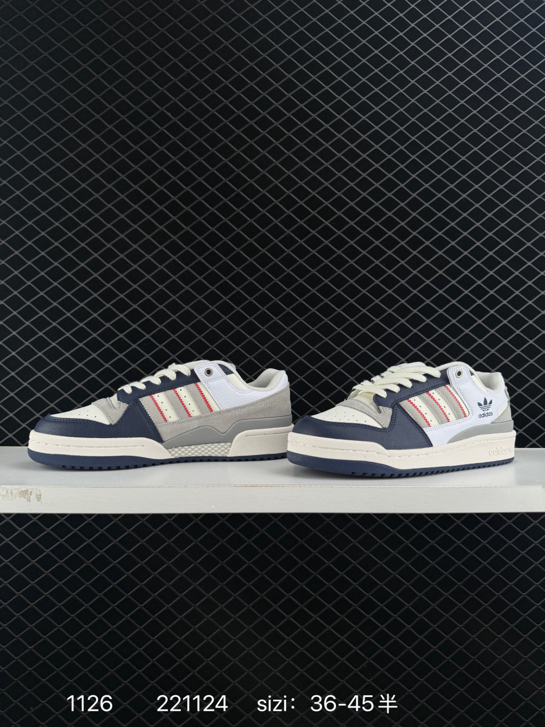 Adidas Forum LOW CL 84