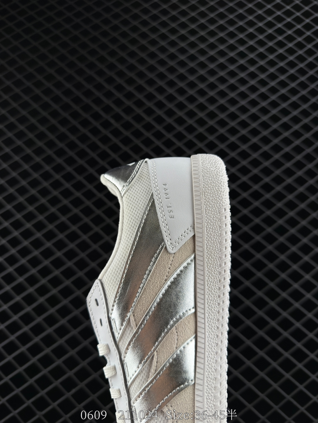 ADIDAS PREDATOR FREESTYLE