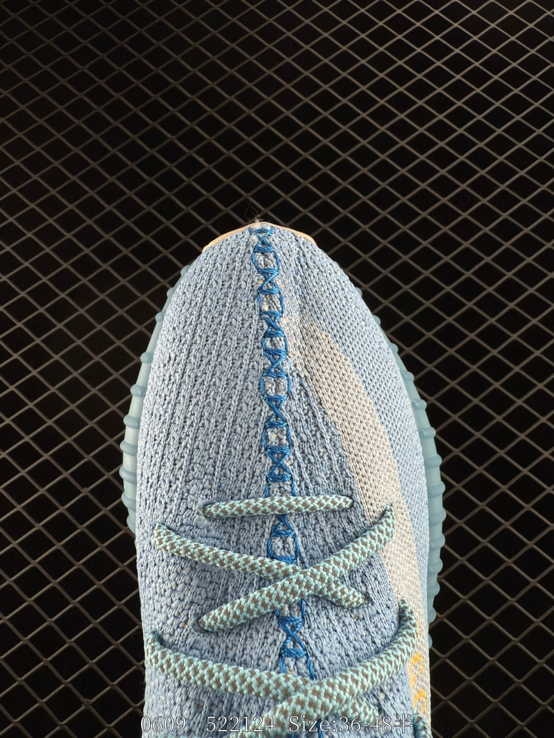 Adidas  Yeezy Boost 350V2