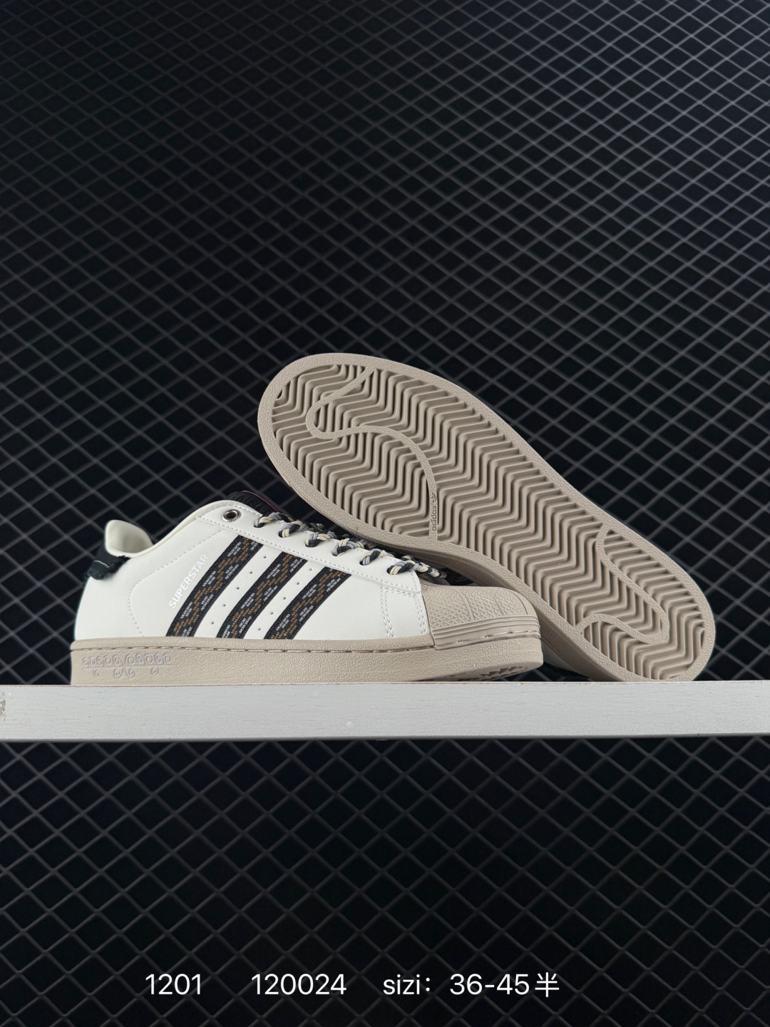 Adidas  Originals Superstar II