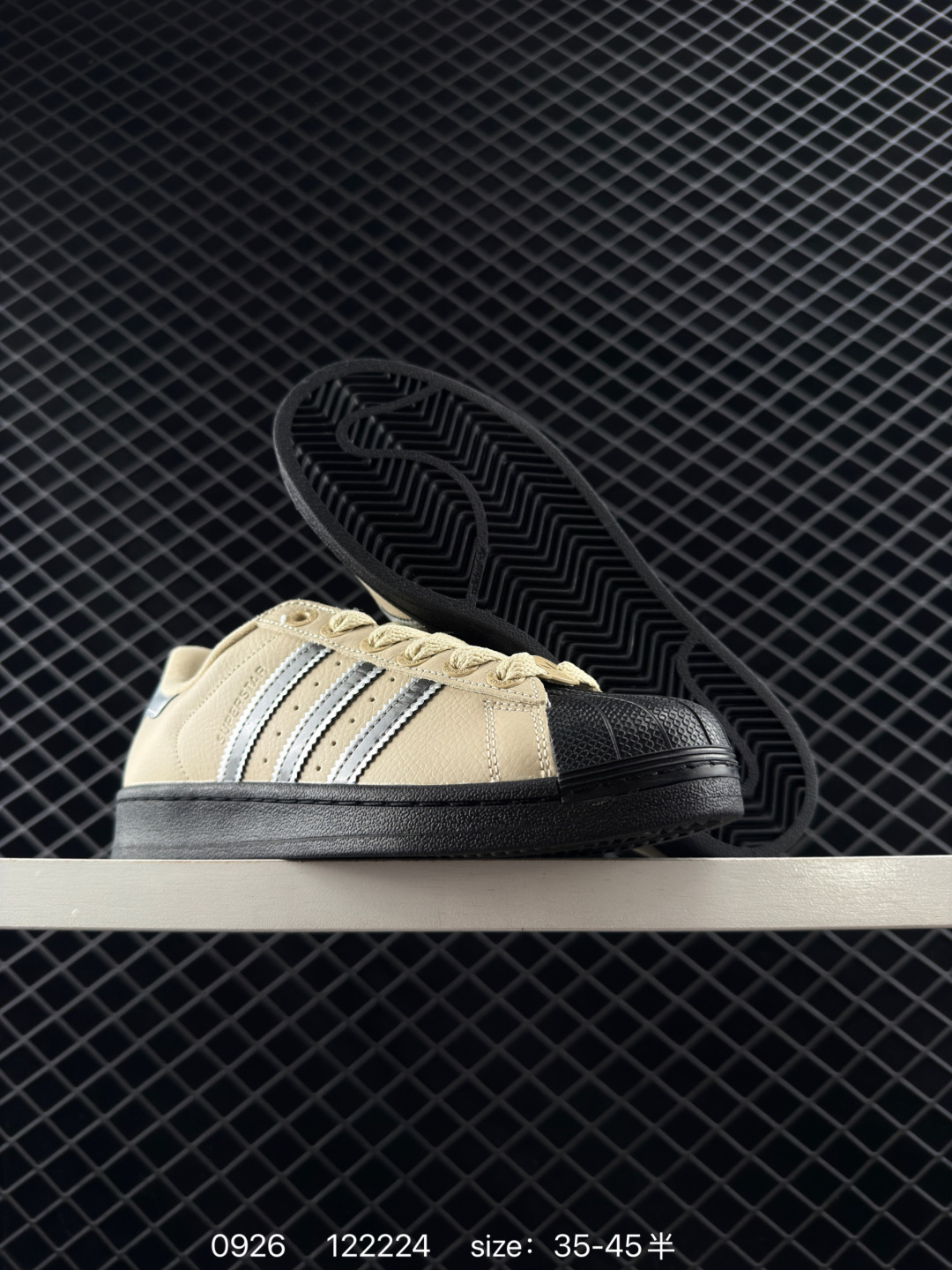 adidas  Originals Superstar”White/Black/Gold“