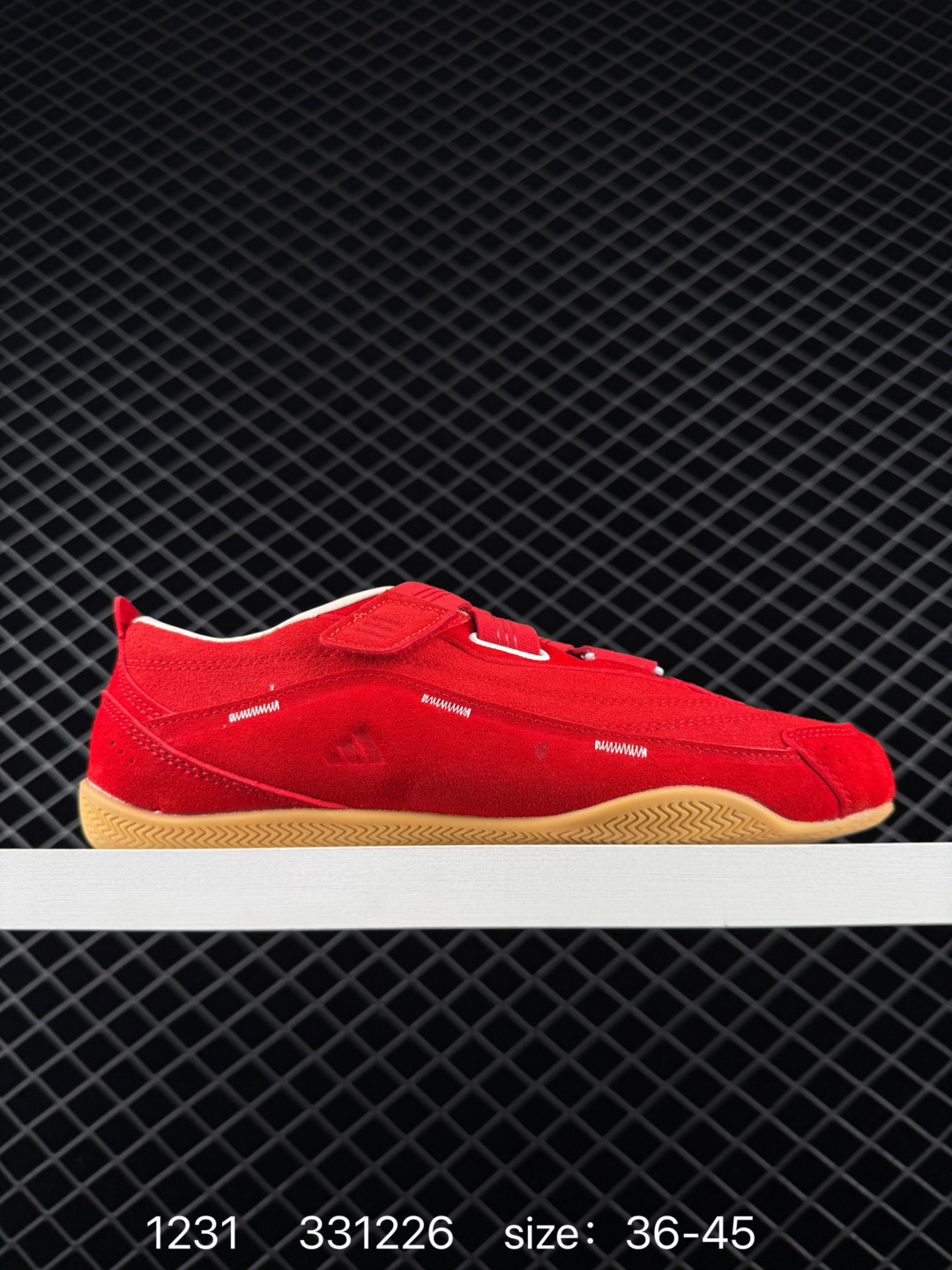 adidas URBAN REVERIE adidas URBAN REVERIE