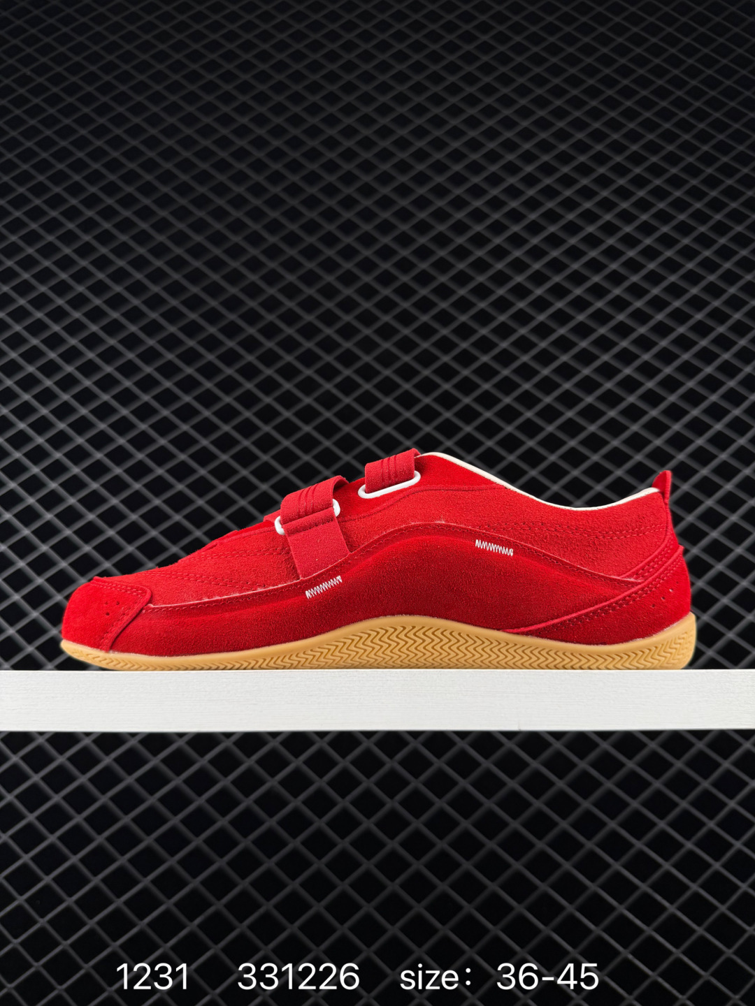 adidas URBAN REVERIE