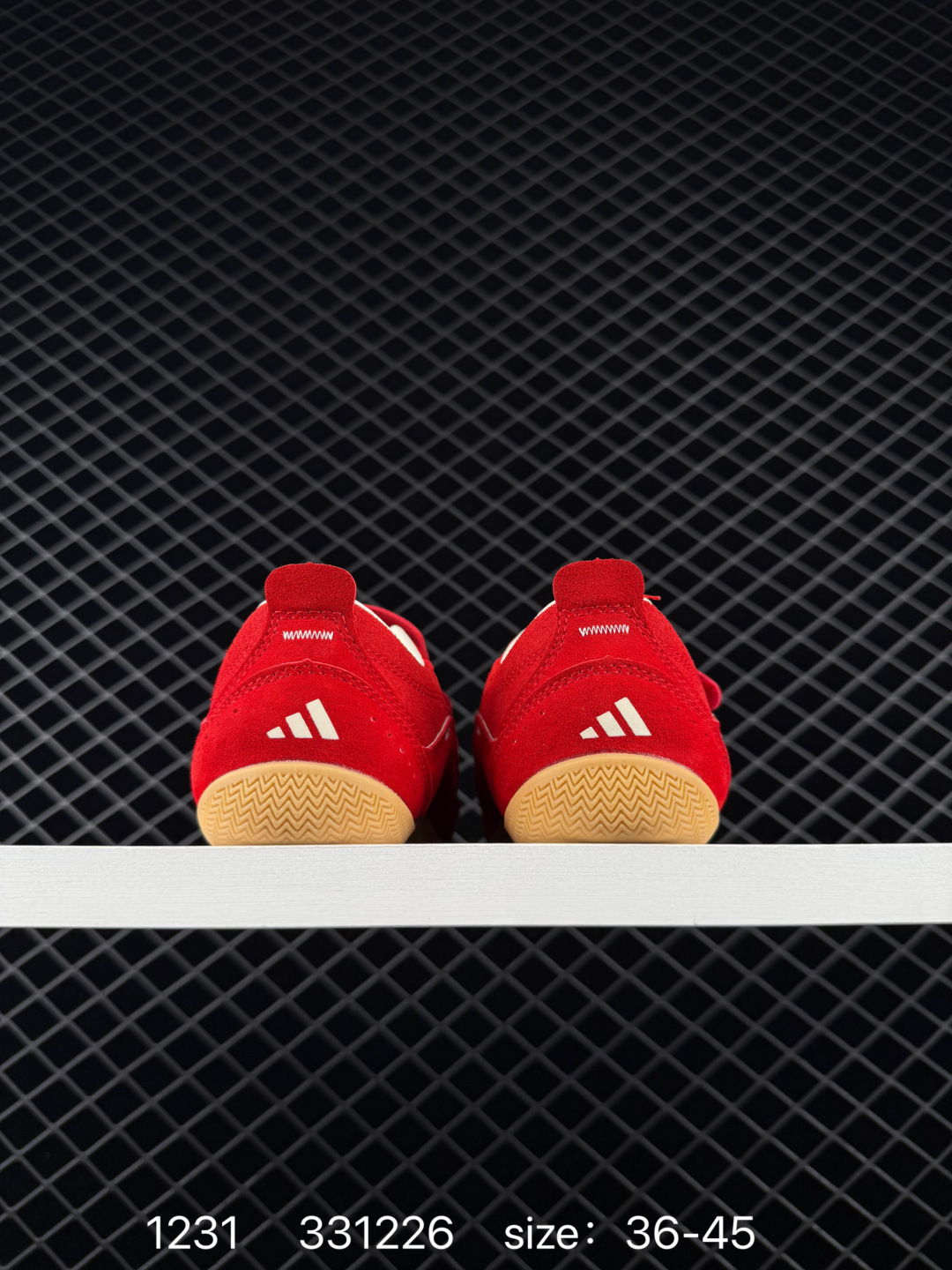 adidas URBAN REVERIE