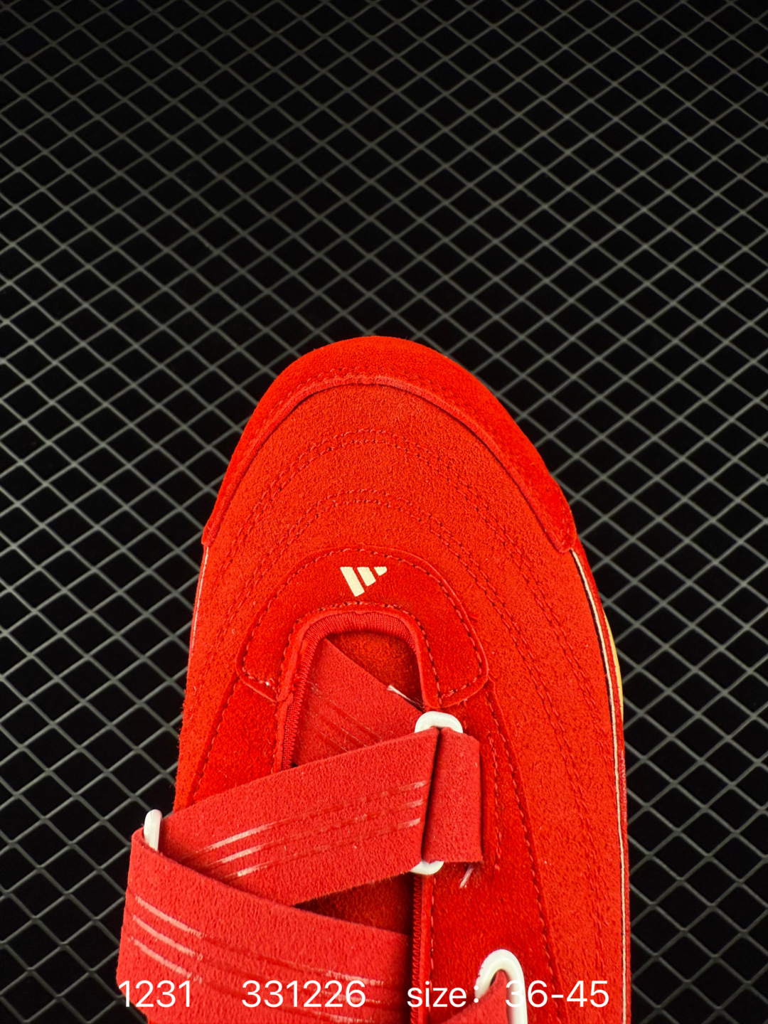 adidas URBAN REVERIE