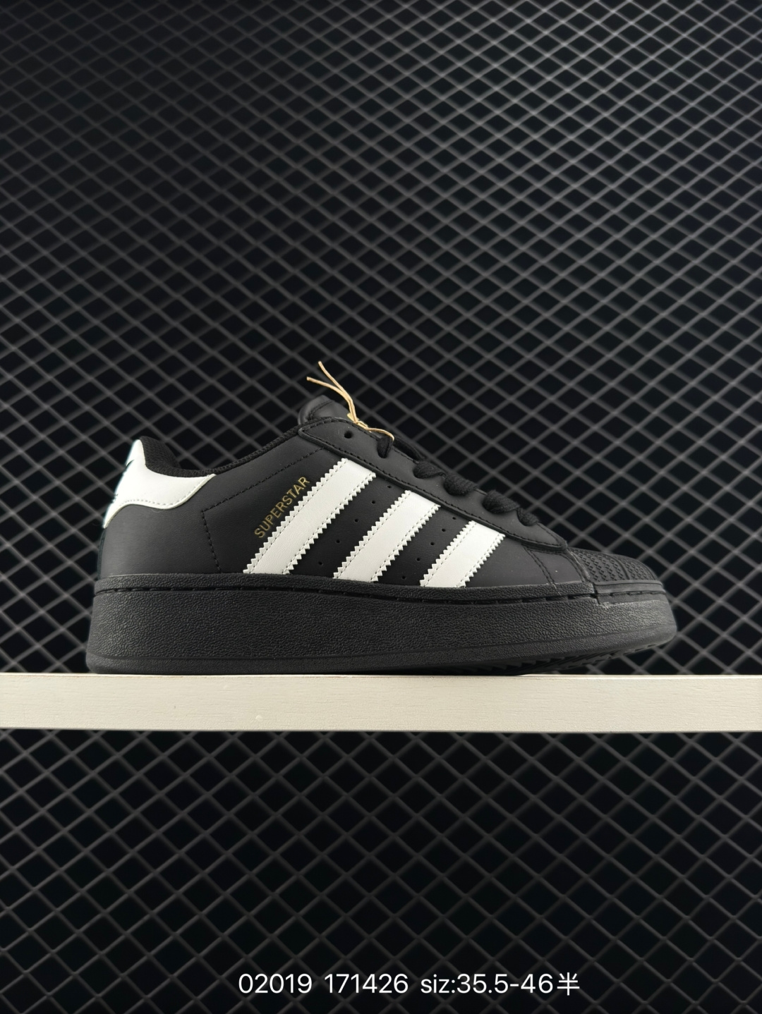 Adidas Originals Superstar XLG Adidas Originals Superstar XLG