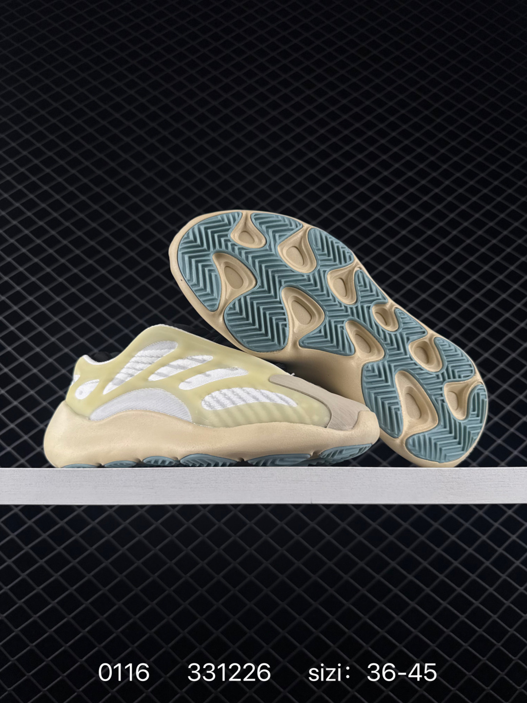 Kanye West x Adidas Yeezy Boost Foam Runner 700 V3”Azael“