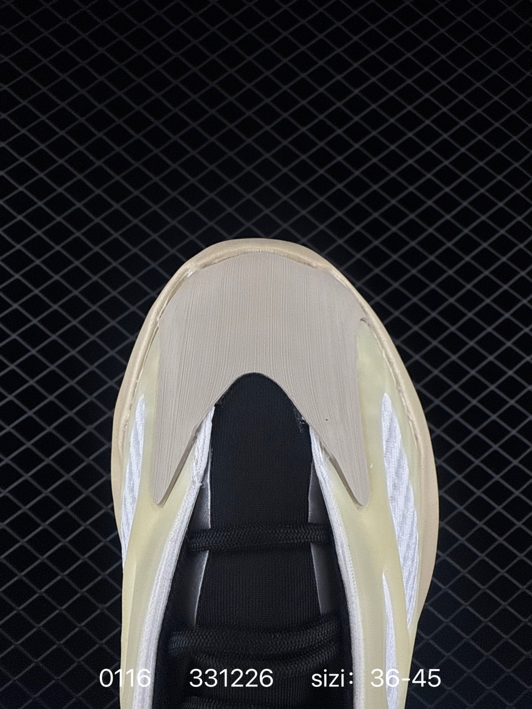 Kanye West x Adidas Yeezy Boost Foam Runner 700 V3”Azael“