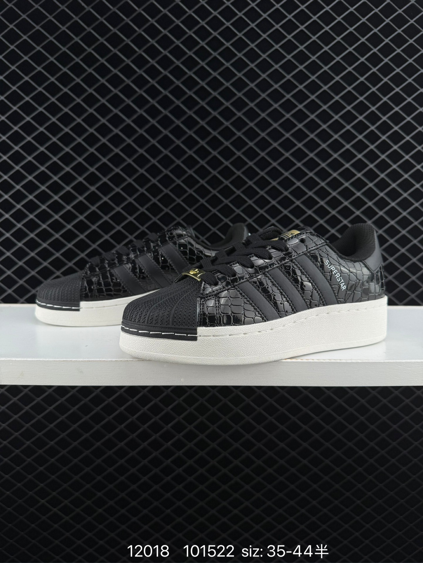 Adidas Originals Superstar XLG
