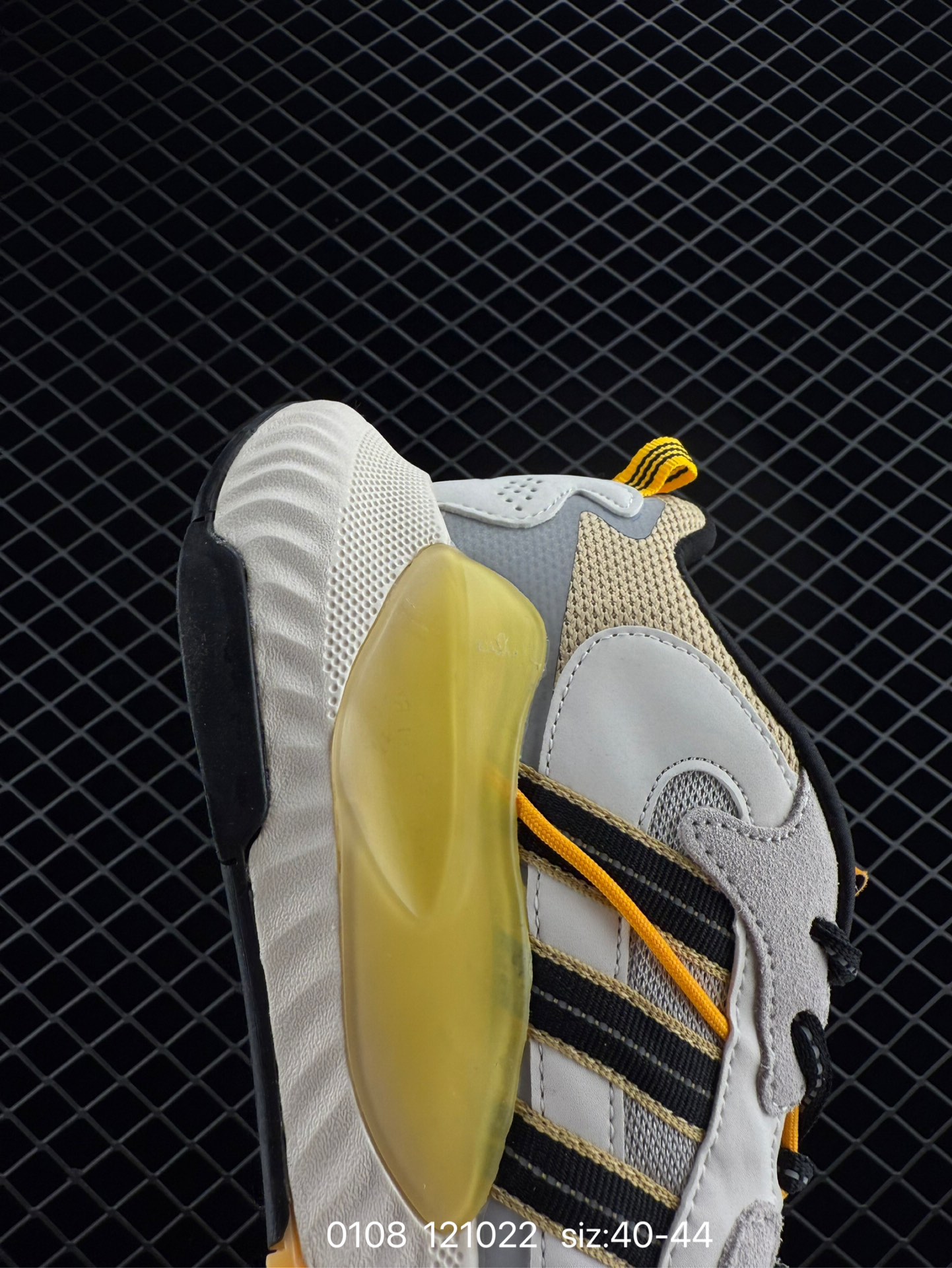 adidas originalsHi-Tail