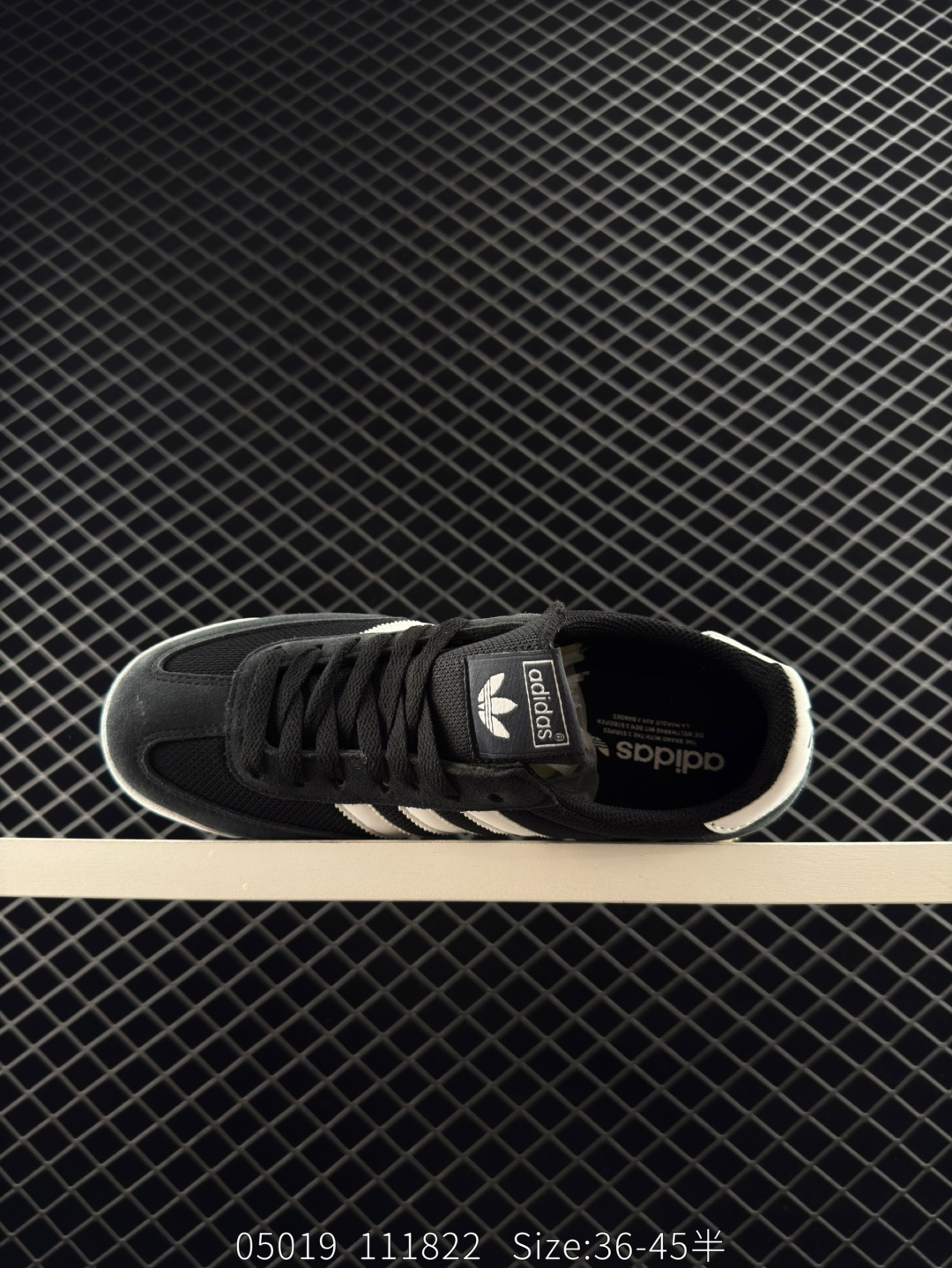 Adidas originals R71