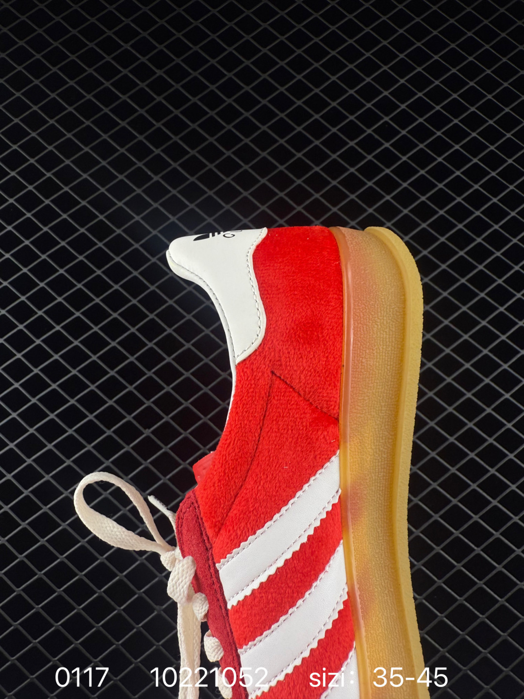 GUCCI  x adidas originals   Gazelle