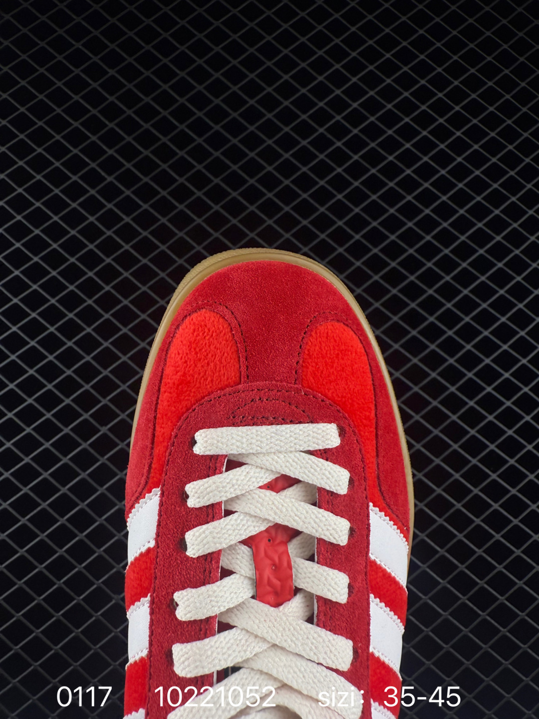 GUCCI  x adidas originals   Gazelle