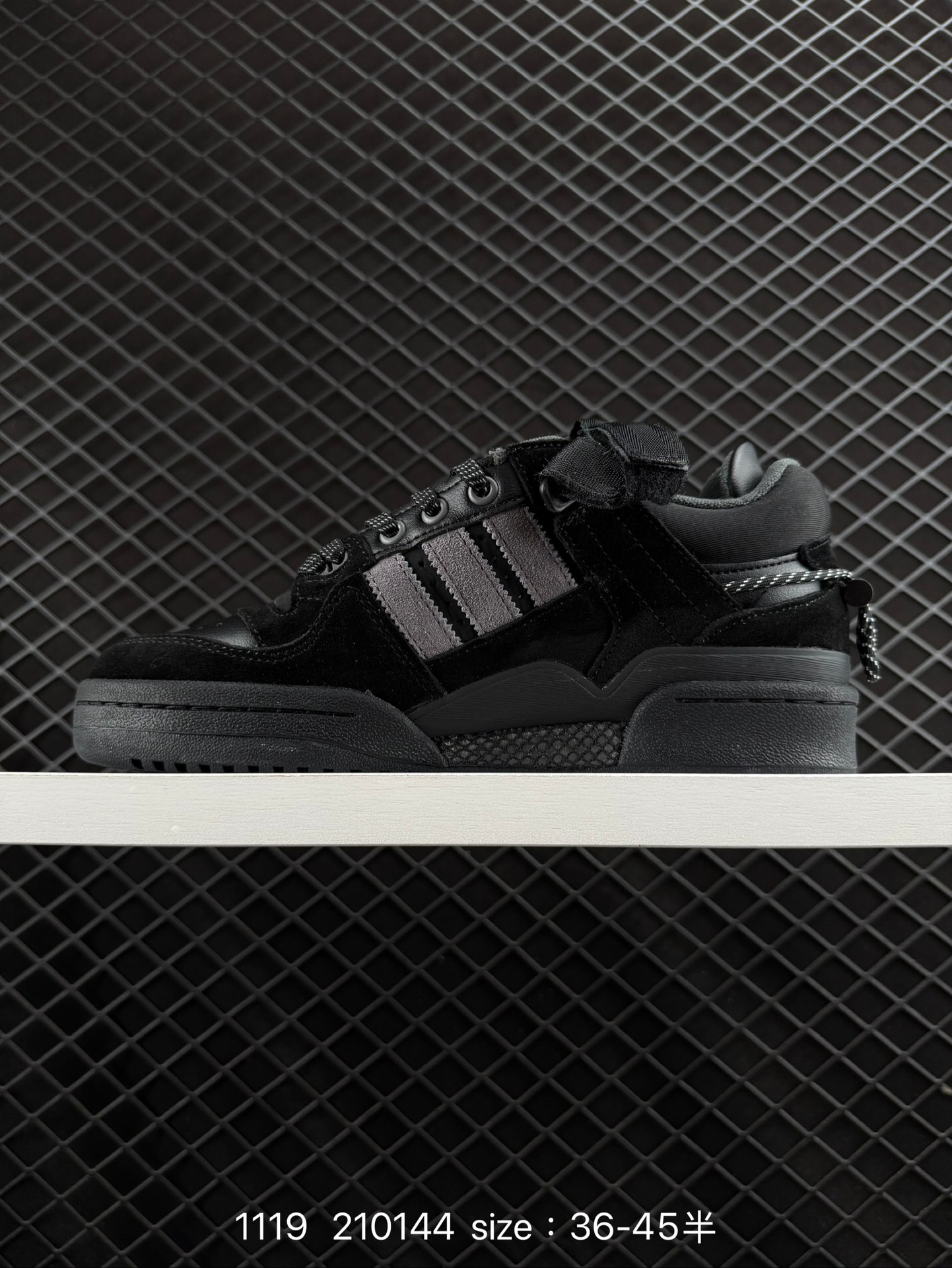 Adidas BAD BUNNY FORUM