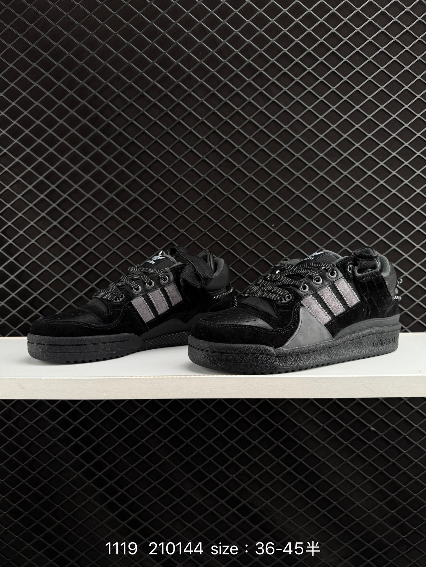 Adidas BAD BUNNY FORUM