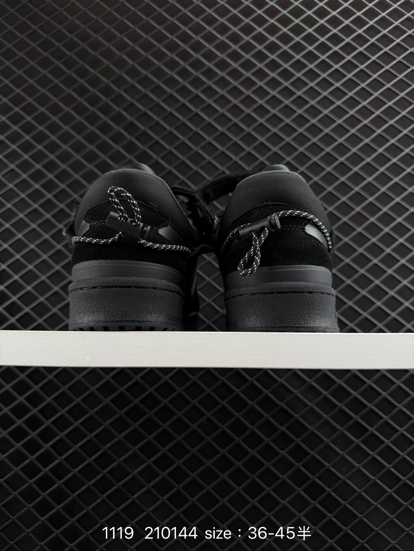 Adidas BAD BUNNY FORUM