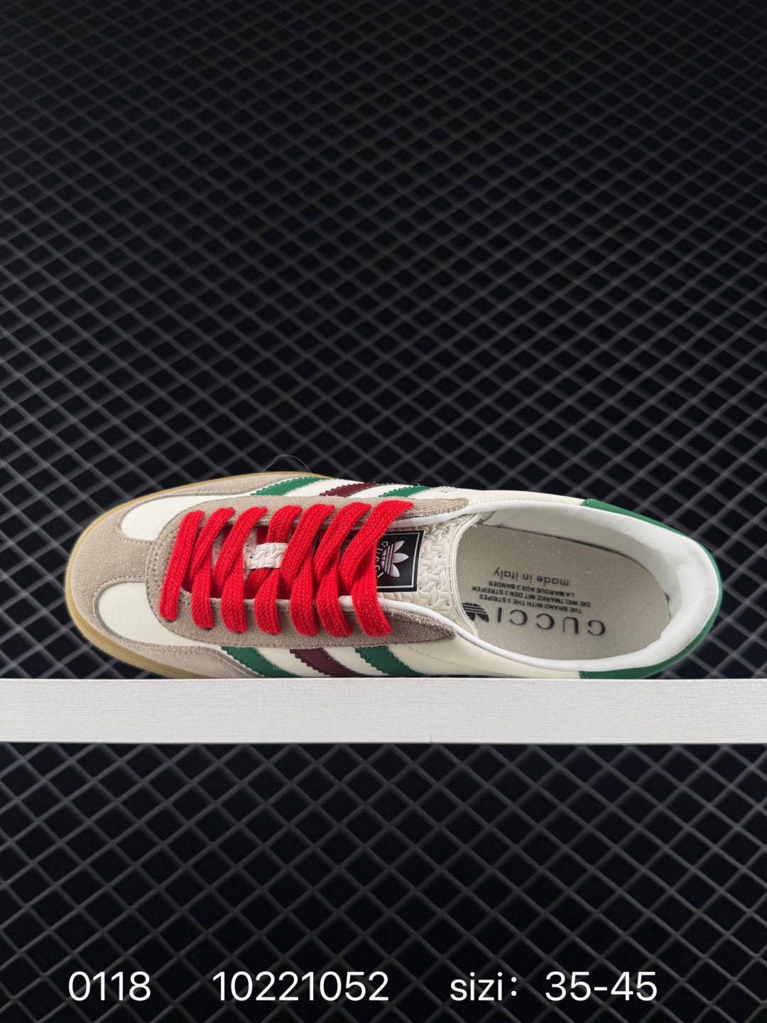 GUCCI  x adidas originals  Gazelle