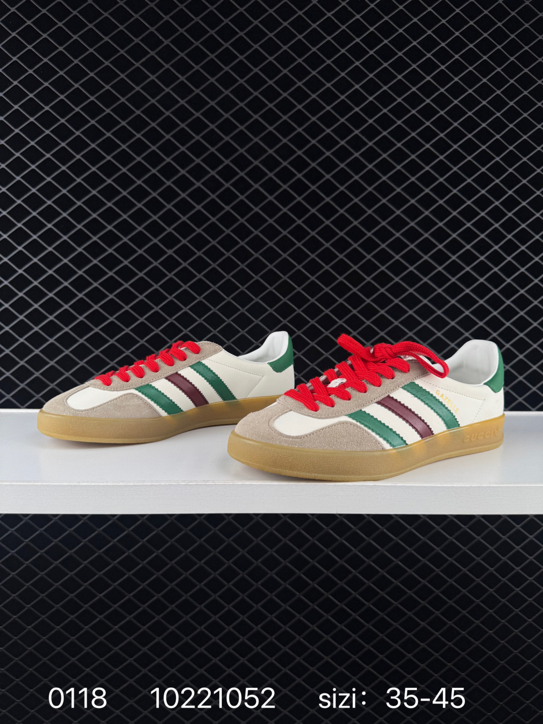 GUCCI  x adidas originals  Gazelle