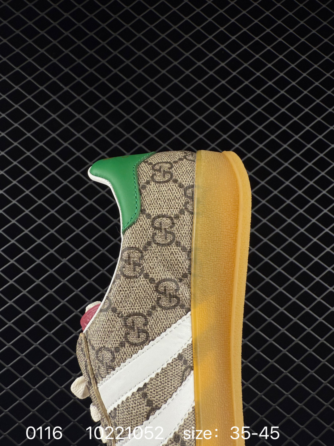 GUCCI  x adidas originals Gazelle