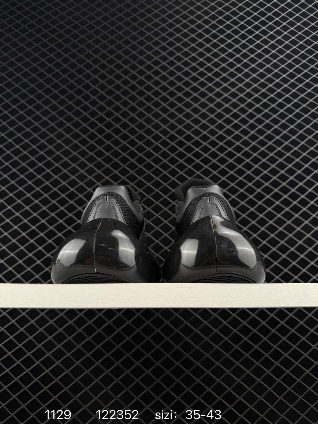 adidas originals AVAVAV