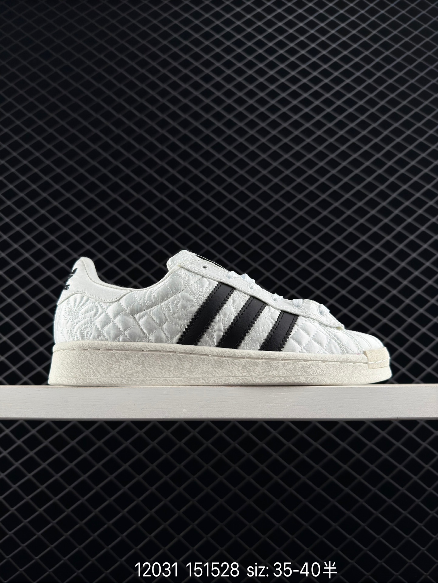 Caroline Hu x Adidas originals Superstar W Caroline Hu x Adidas originals Superstar W