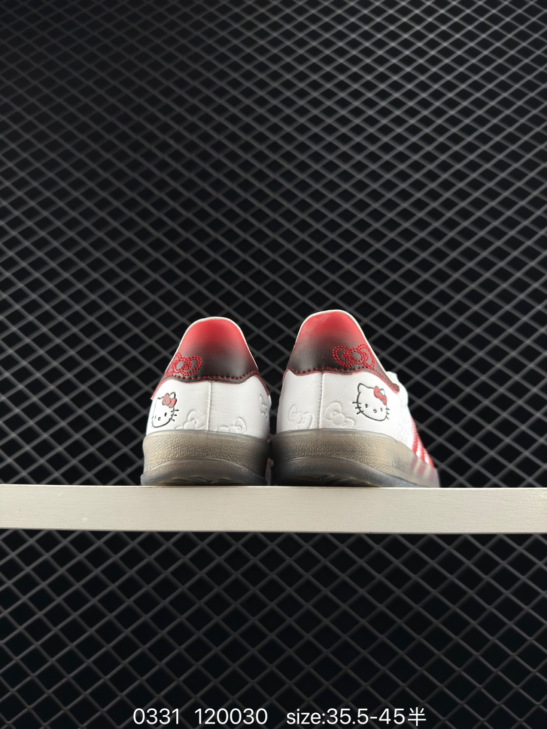 Hello Kitty   x adidas originals GAZELLE INDOOR