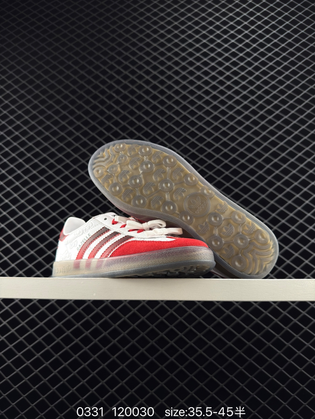 Hello Kitty   x adidas originals GAZELLE INDOOR