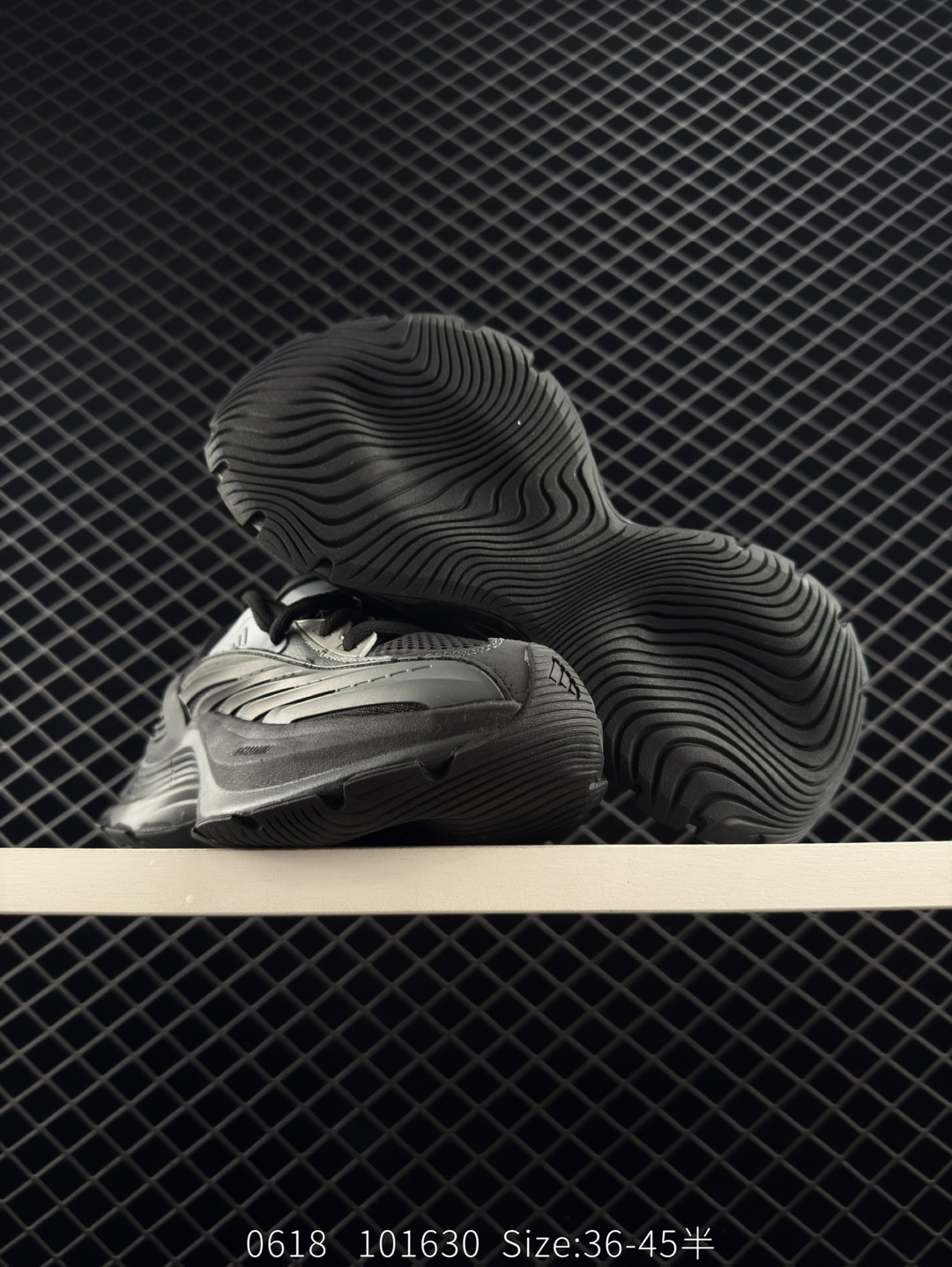 Adidas Vento XLG MTW