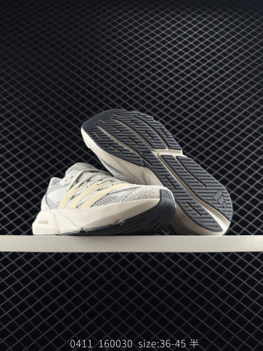 adidas LIGHTBLAZE Sportswear