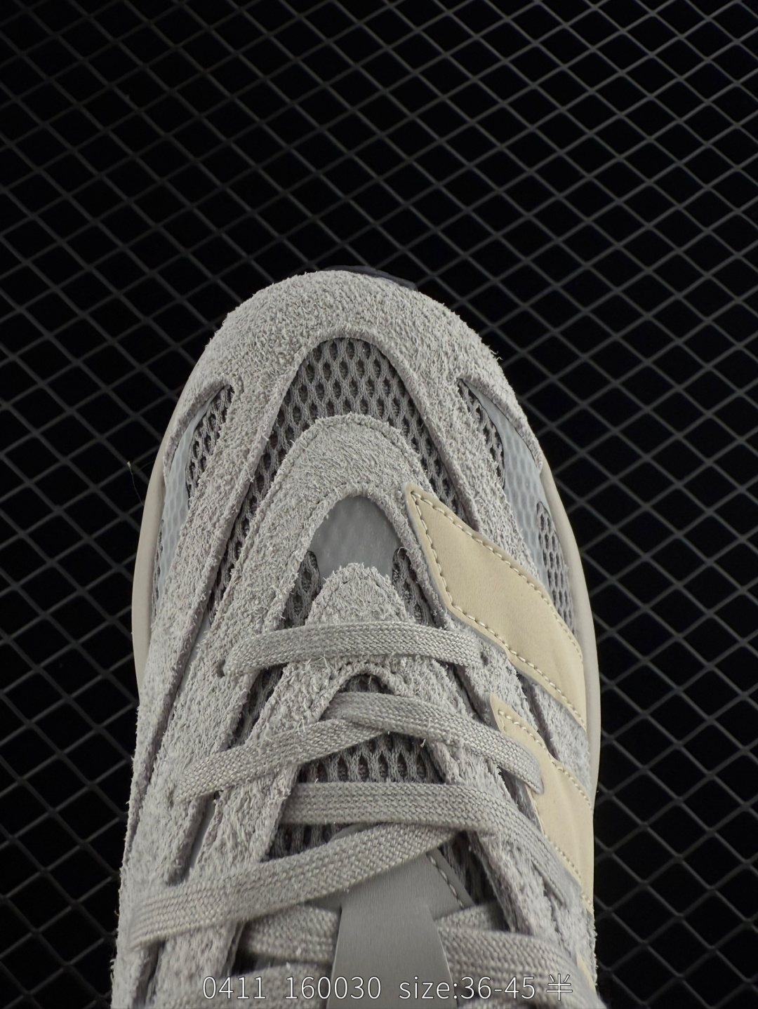 adidas LIGHTBLAZE Sportswear