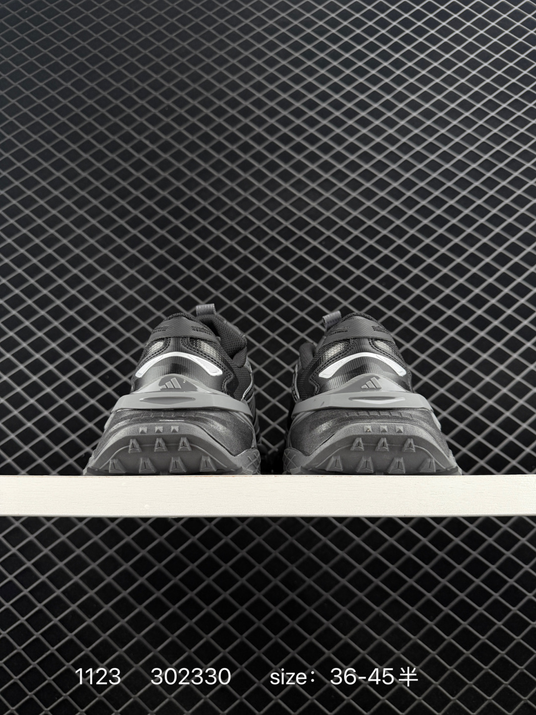 Adidas XLG STORM EDGE