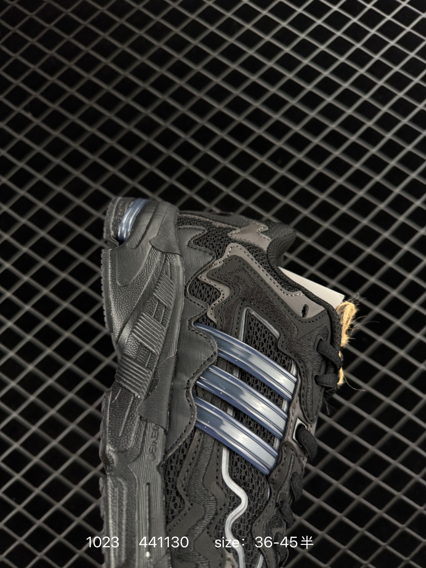 Adidas Originals Response CL