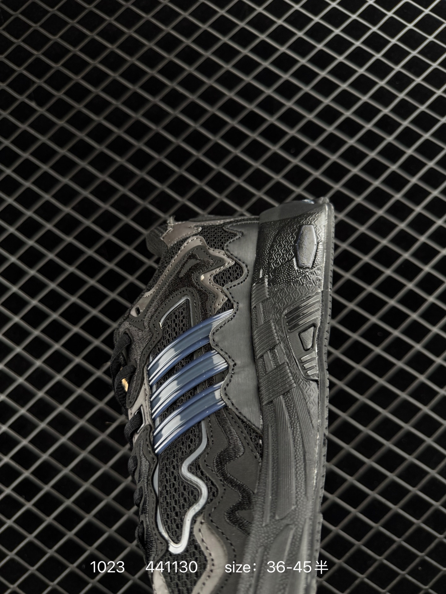 Adidas Originals Response CL