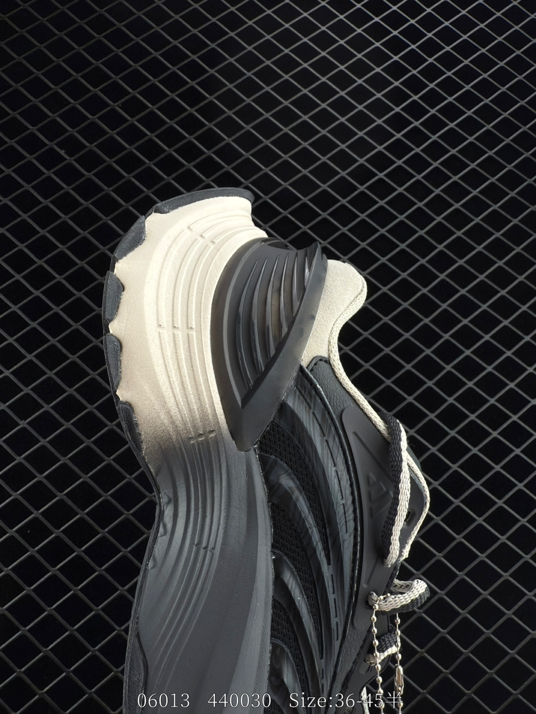 Adidas Vento XLG MTW