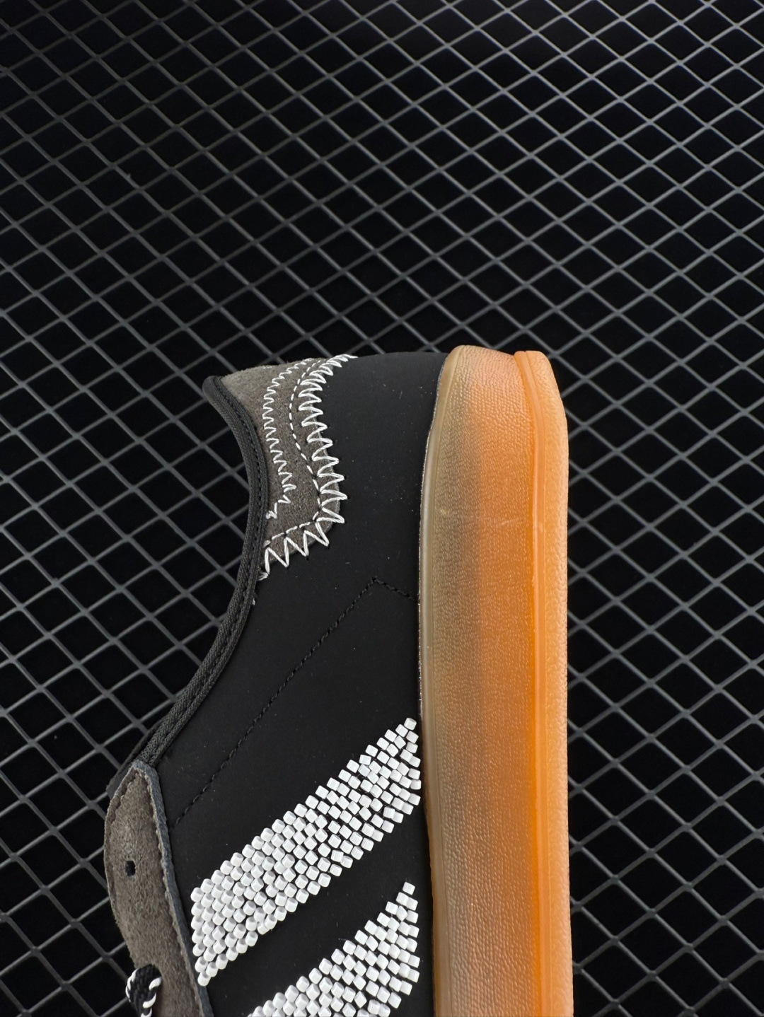 CLOT x adidas originals GAZELLE