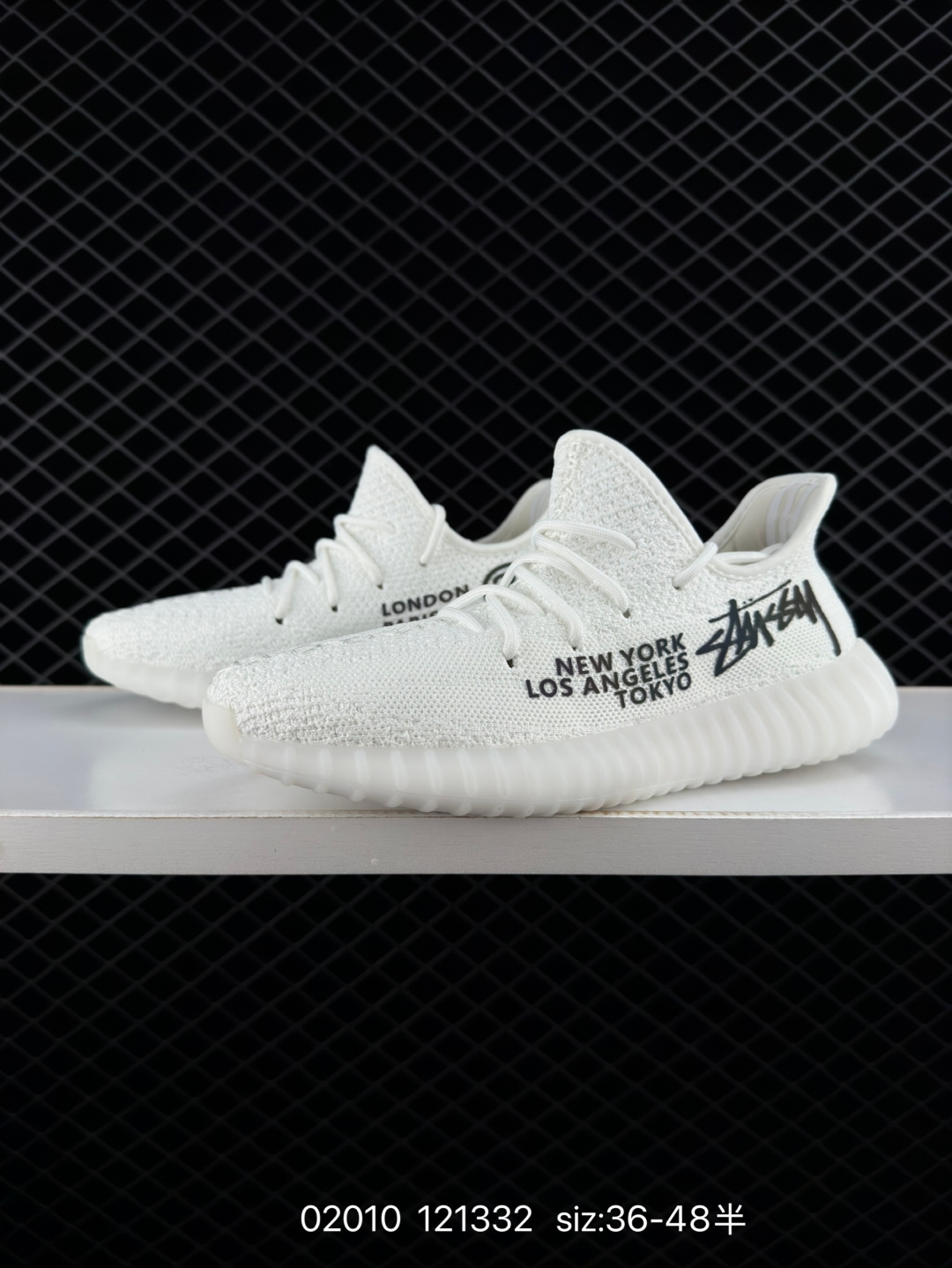 Adidas Yeezy Boost 350V2