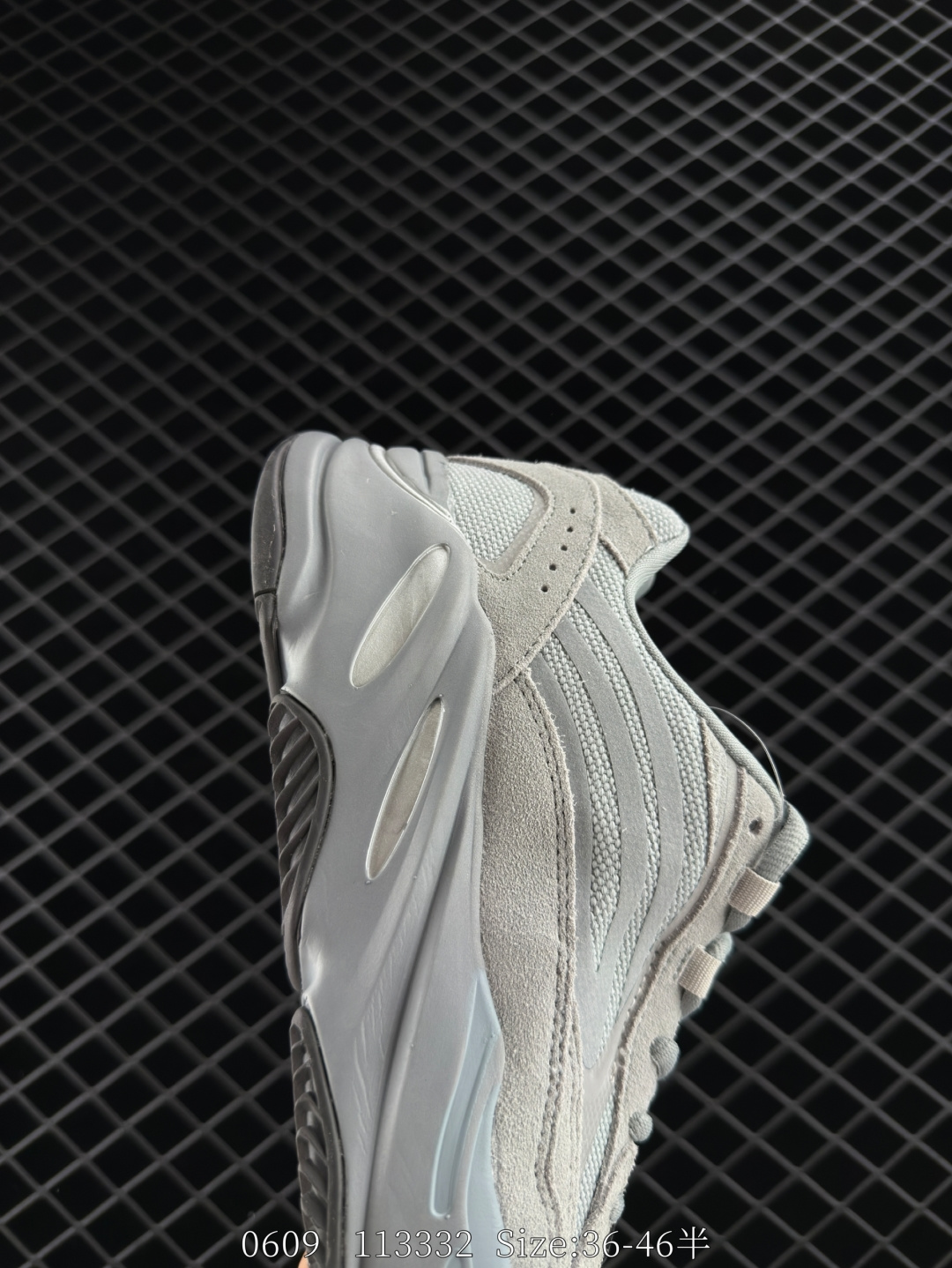 Adidas Yeezy Boost 700 V2