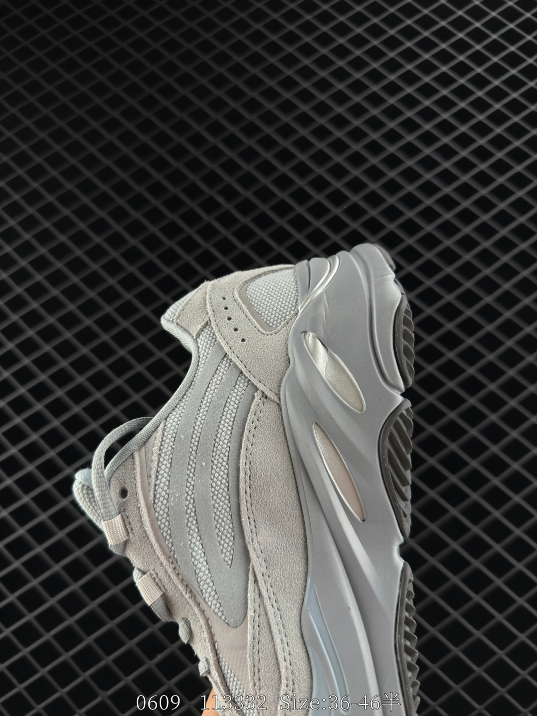 Adidas Yeezy Boost 700 V2