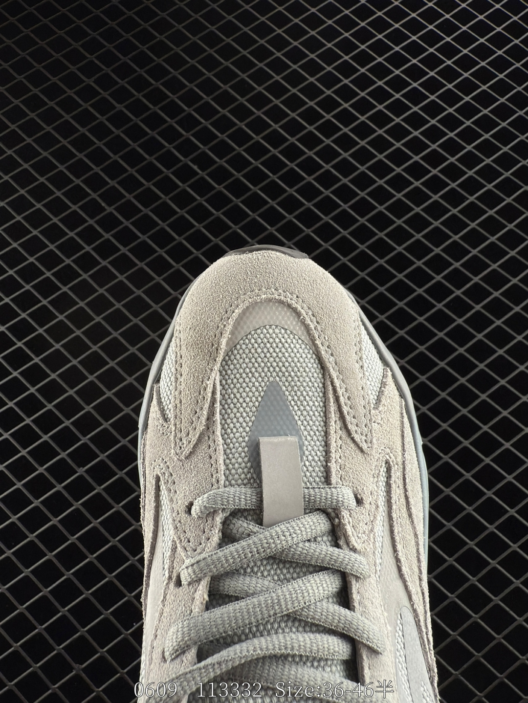 Adidas Yeezy Boost 700 V2