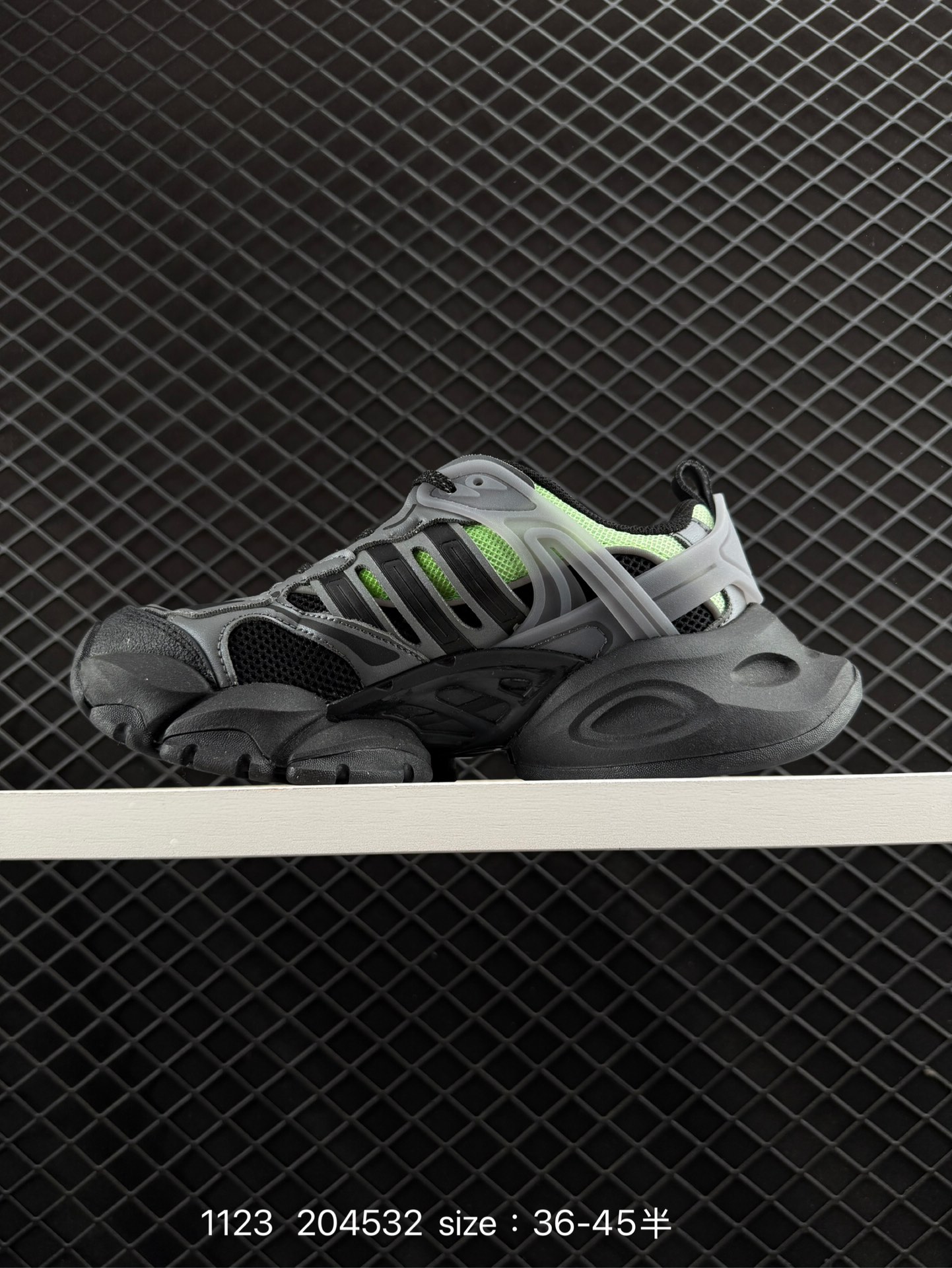 Adidas XLG RUNNER DELUXE