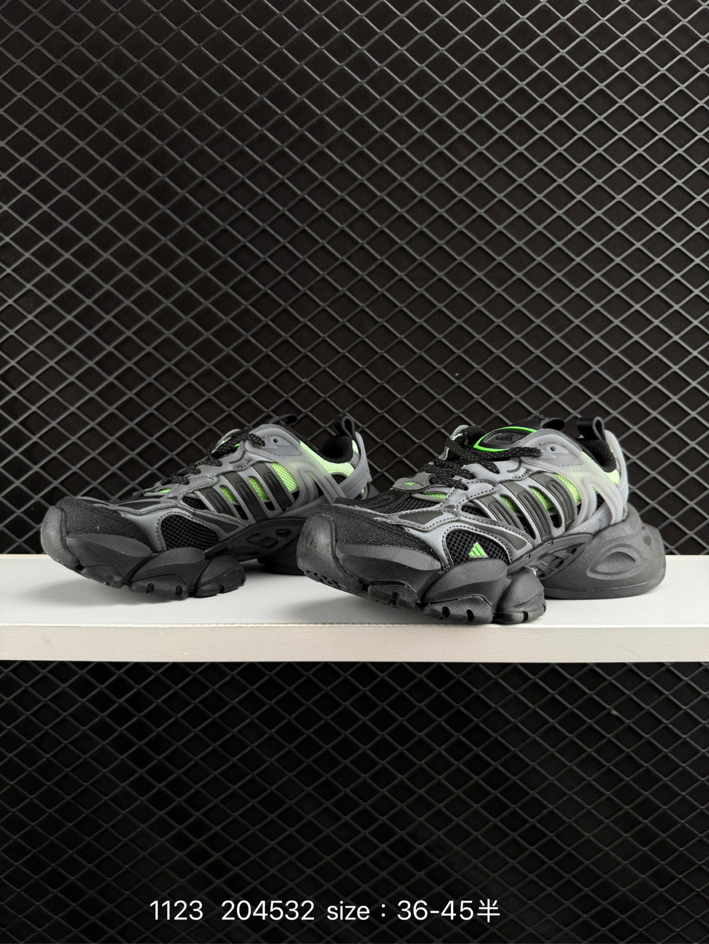 Adidas XLG RUNNER DELUXE