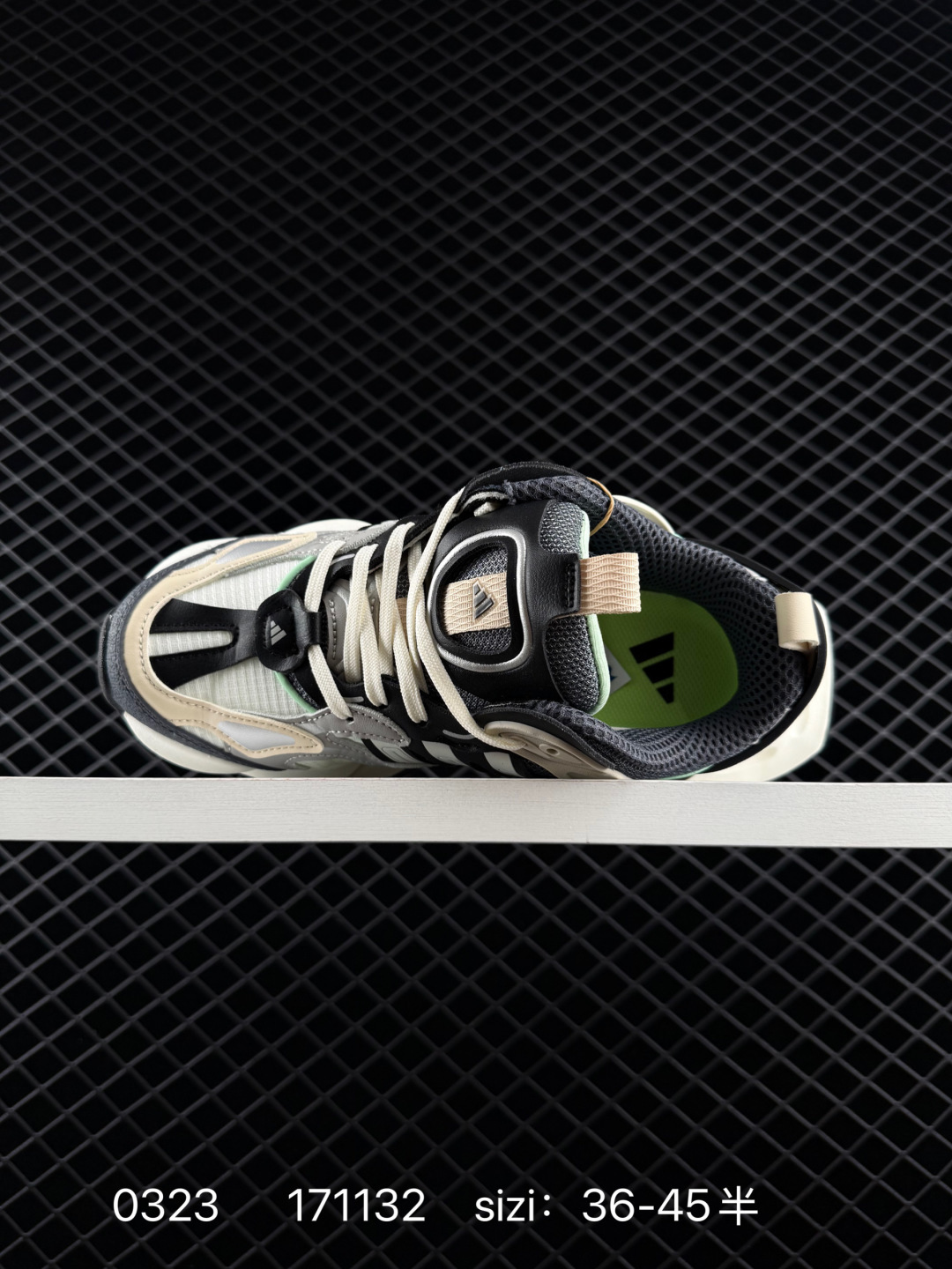 Adidas XLG Runner Deluxe