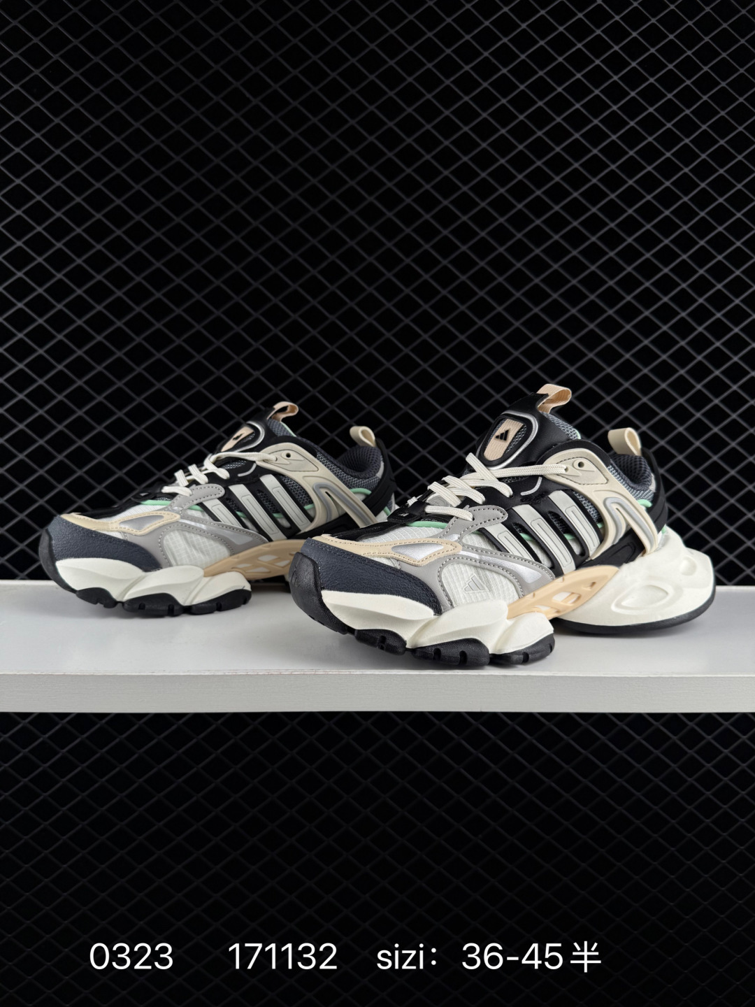 Adidas XLG Runner Deluxe