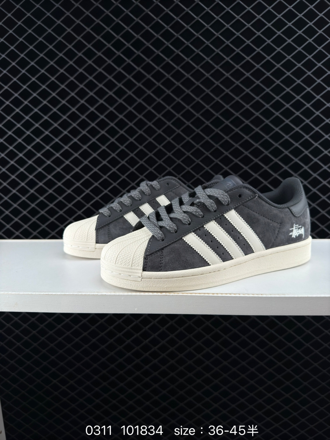 adidas originals SUPERSTAR 82
