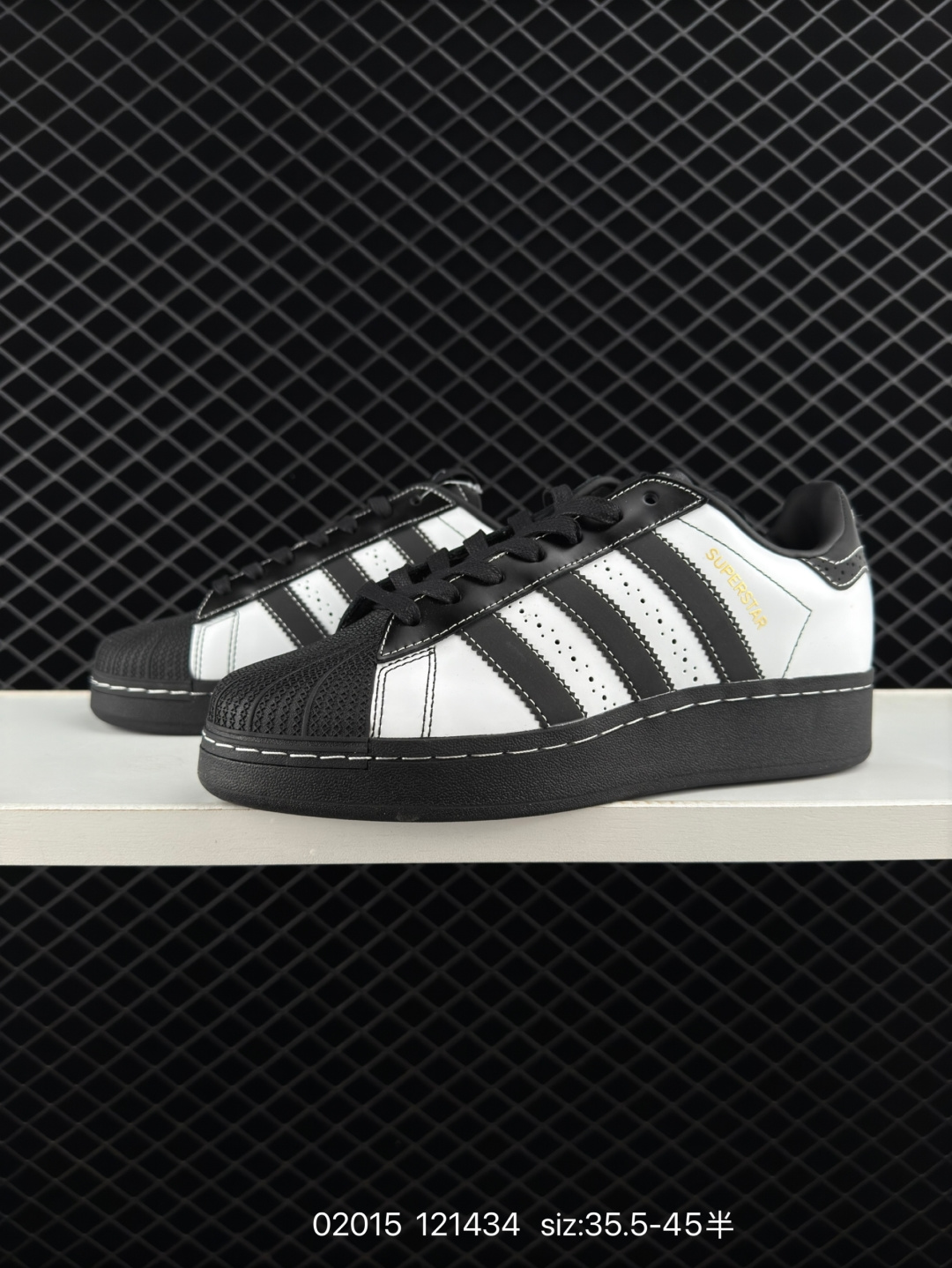 Adidas Originals Superstar XLG
